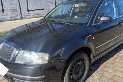 Skoda Superb 422.000 km 3.200 &euro; Meiningen 98617