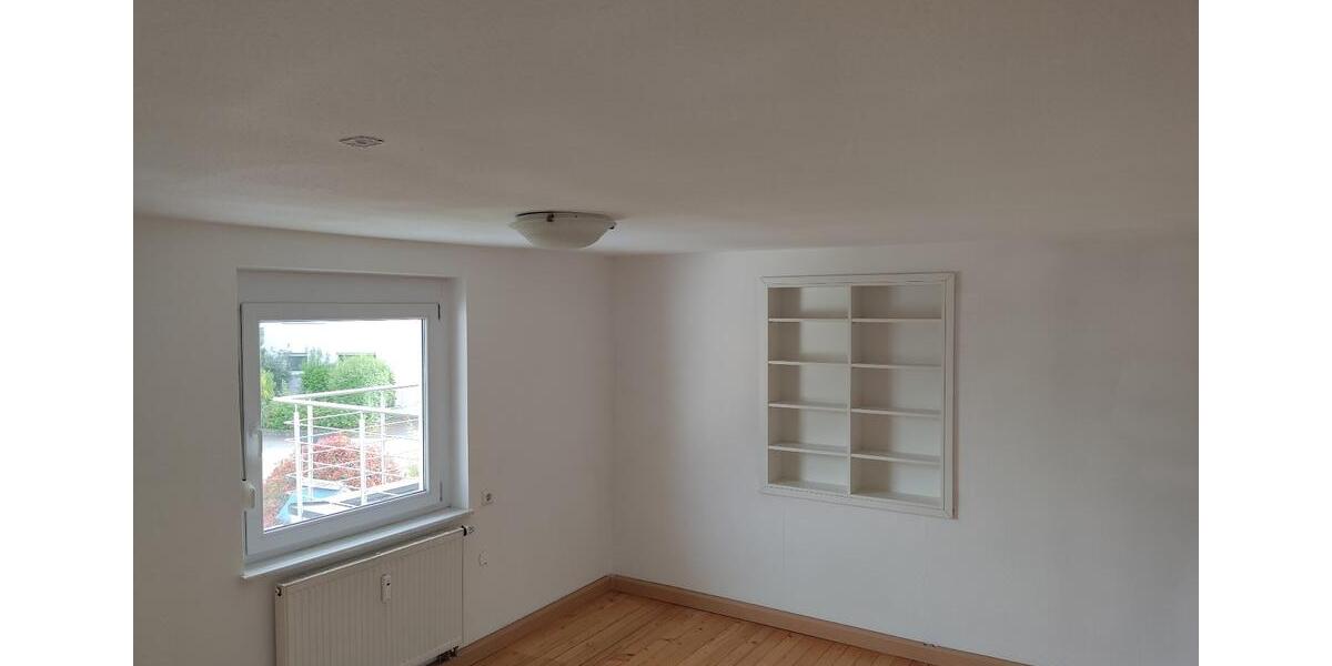 Etagenwohnung Salem - 3.5 Zimmer, 104 m&sup2;, 1.150&euro; | Angebot:26346905