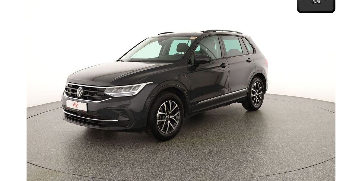VW Tiguan 28.641 km 31.880 &euro; Berlin 12103