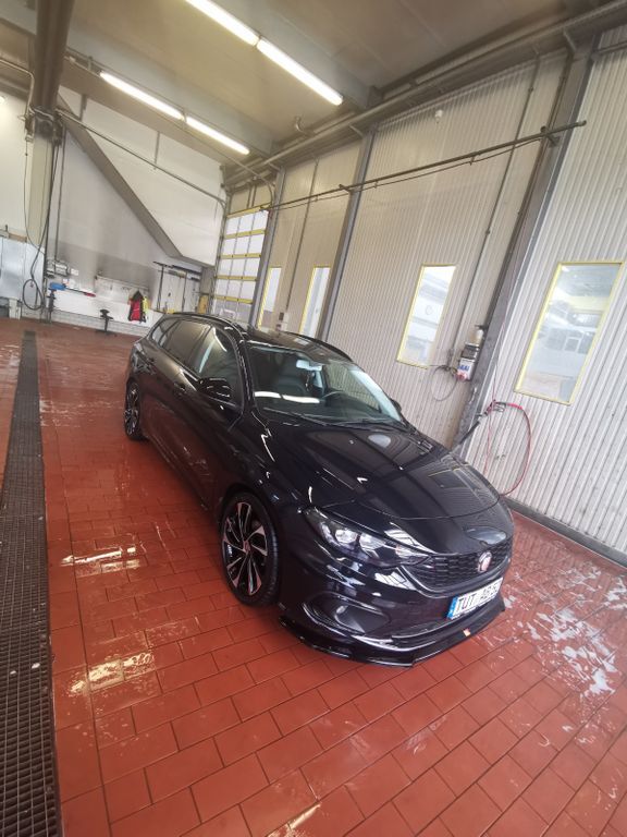 Fiat Tipo 33.000 km 15.500 € Tuttlingen 78532
