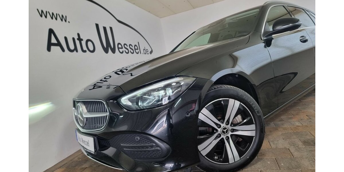 Mercedes-Benz C 300 T e Avantgarde LED ACC AHK Navi Kamera 73.700 km 33.300 &euro; Garrel 49681