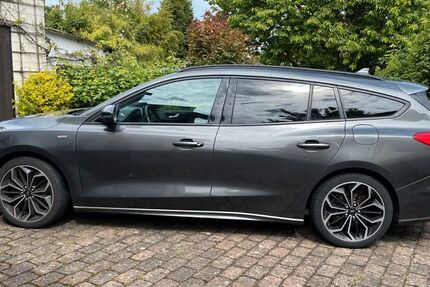 Ford Focus 125.000 km 9.500 &euro; Sarstedt 31157