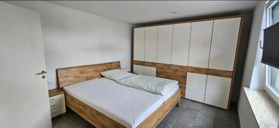 Etagenwohnung Bad Neustadt an der Saale - 2 Zimmer, 80 m&sup2;, 1.250&euro; | Angebot:26631635