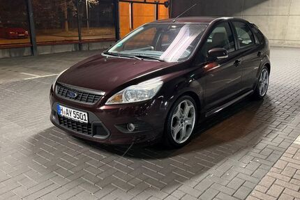 Ford Focus 182.000 km 2.500 &euro; Garbsen 30827