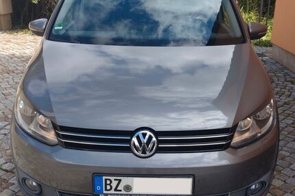 VW Touran 204.919 km 9.950 &euro; Wilthen 02681