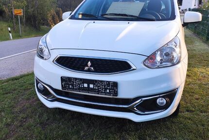 Mitsubishi Space Star 12.000 km 8.900 &euro; Hinterschmiding 94146