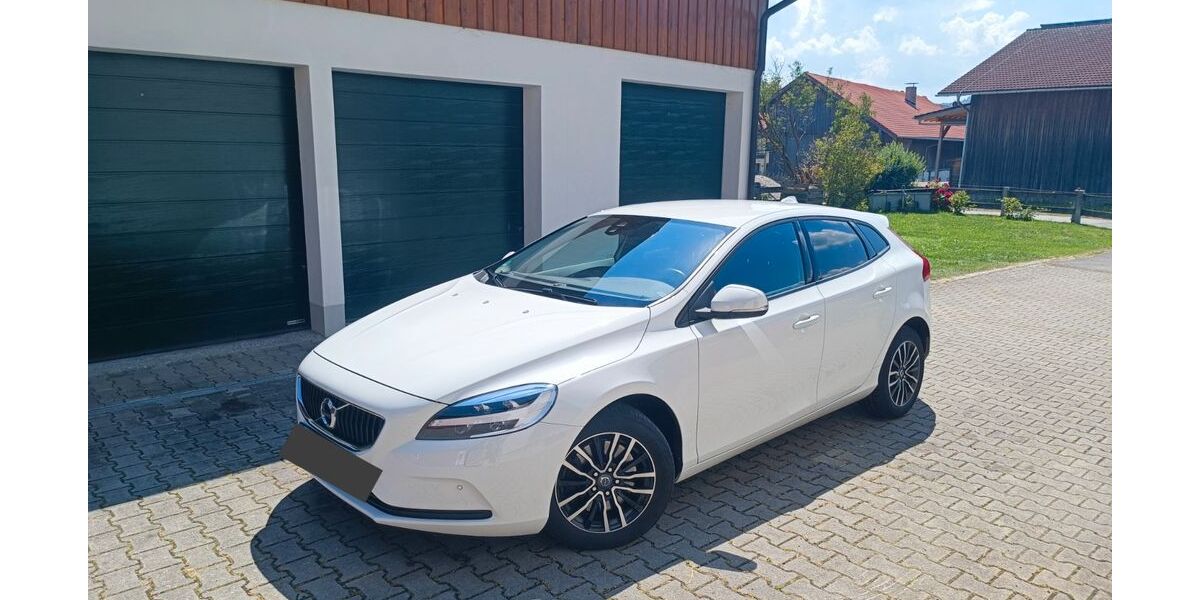 Volvo V40 114.000 km 15.000 &euro; Habach 82392