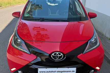Toyota Aygo (X) 27.161 km 8.900 &euro; Neumünster 24536