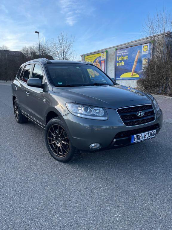 Hyundai SANTA FE 245.000 km 5.700 € Heidenheim an der brenz 89520