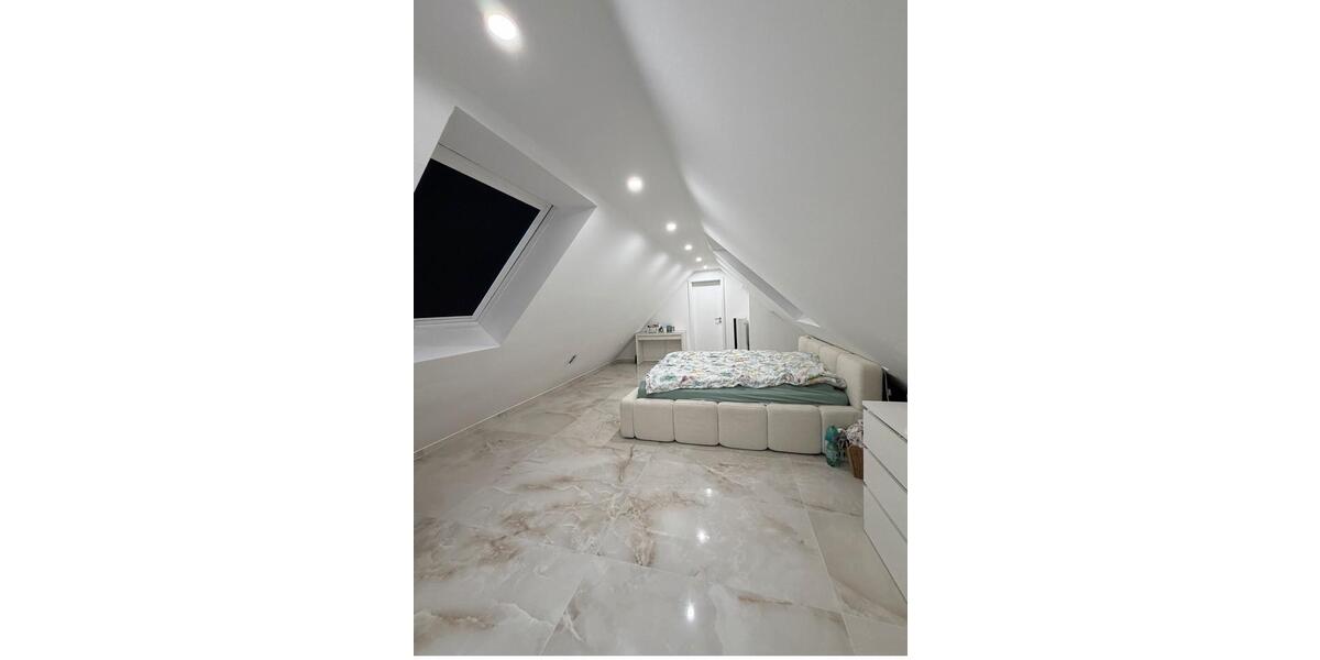 Etagenwohnung Porta Westfalica - 4 Zimmer, 130 m&sup2;, 1.800&euro; | Angebot:26350853