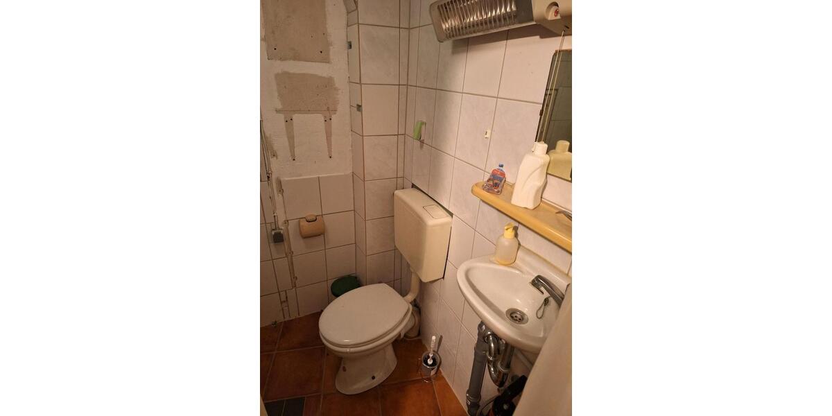 Einfamilienhaus Ihlow - 11 Zimmer, 150 m&sup2;, 135.000&euro; | Angebot:26807106
