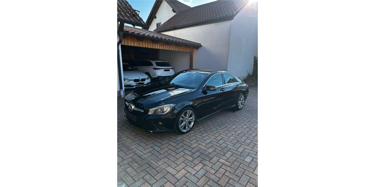 Mercedes-Benz CLA 250 183.987 km 14.000 &euro; Rohr 93352