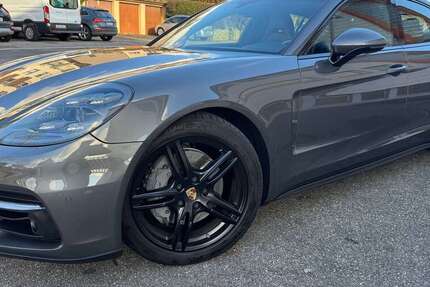 Porsche Panamera 143.000 km 60.490 € Heilbronn 74081