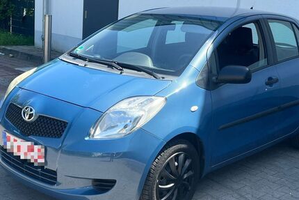 Toyota Yaris 77.000 km 3.999 &euro; BERLIN 13409