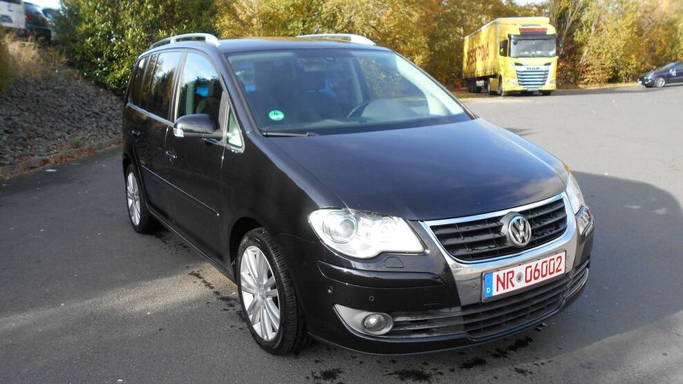 VW Touran 219.000 km 3.300 € Oberhonnefeld-Gierend 56587