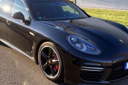 Porsche Panamera 76.000 km 52.800 € Rheinau 77866
