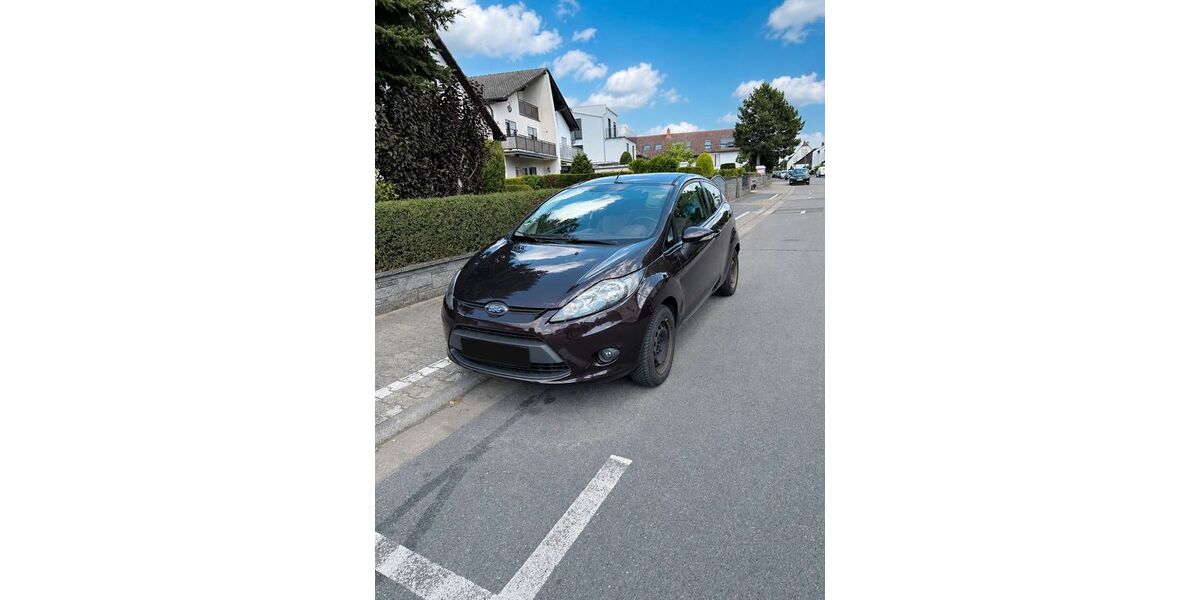 Ford Fiesta 143.000 km 2.990 &euro; Rüsselsheim 65428