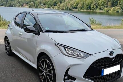 Toyota Yaris 61.000 km 20.900 &euro; Bremen 28329