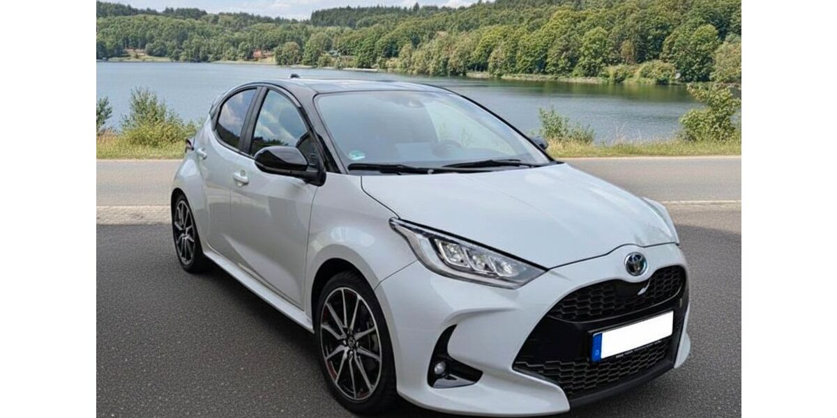 Toyota Yaris 61.000 km 20.900 &euro; Bremen 28329