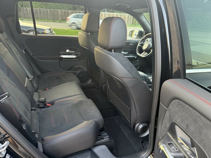 Mercedes-Benz GLB 180 *AMG,7 Sitzer,LED,Navi,MBUX,Kamera * 29.000 km 37.850 € Schorndorf 73614