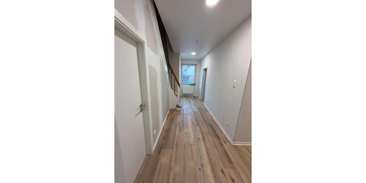 Etagenwohnung Neustadt (Hessen) - 3 Zimmer, 90 m&sup2;, 980&euro; | Angebot:24393928