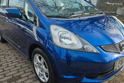 Honda Jazz 113.876 km 3.990 &euro; München OT Trudering-Riem 81825