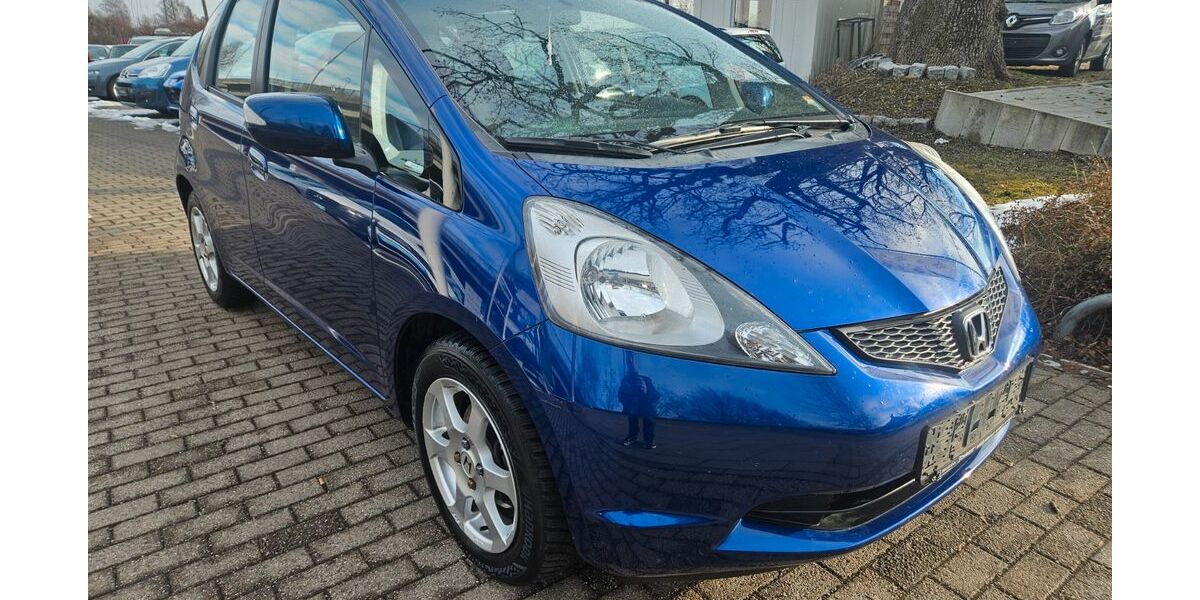 Honda Jazz 113.876 km 3.990 &euro; München OT Trudering-Riem 81825