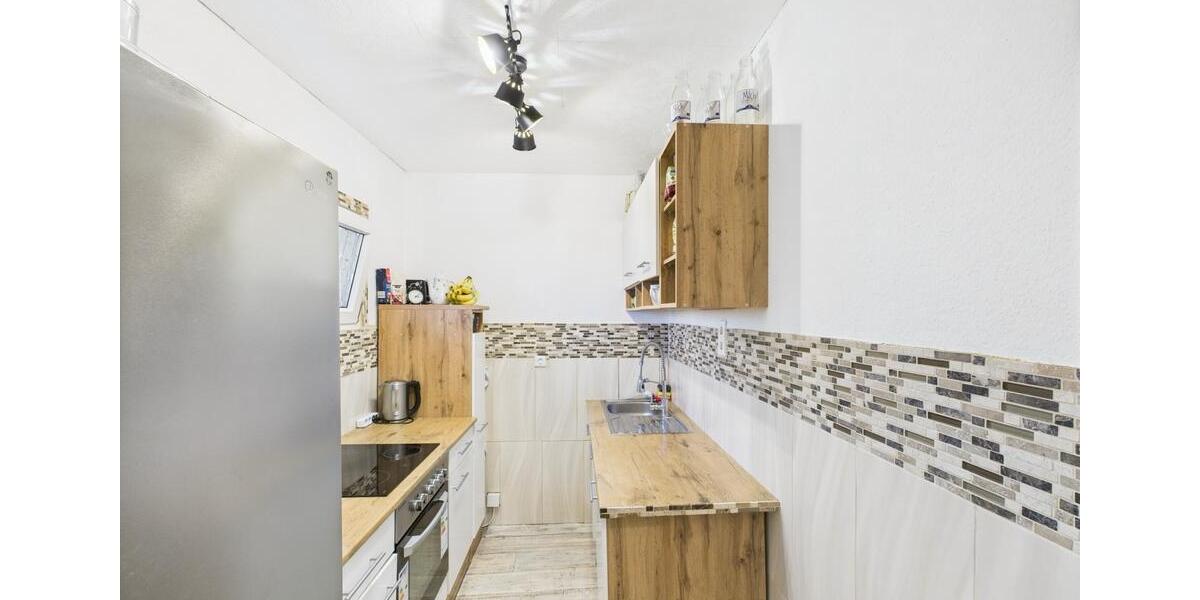 LoxstedtStotel I Zentral gelegene 3-Zimmer-Wohnung mit Garten 3 zimmer