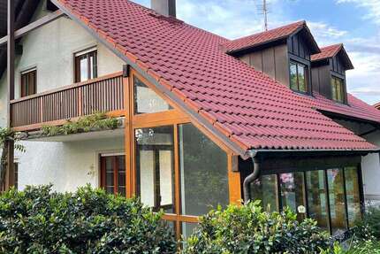 Haus zum Mieten in Walpertskirchen 1.880 € 185 m² 7 zimmer