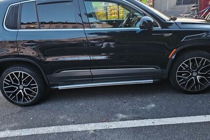 VW Tiguan 226.000 km 9.900 &euro; Frankfurt 60599