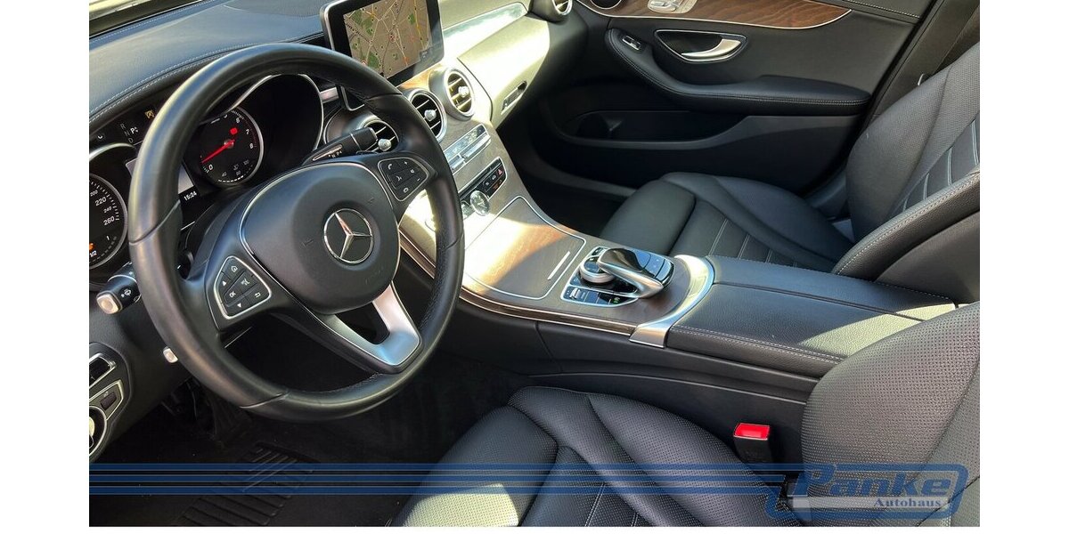 Mercedes-Benz C 250 C -Klasse*LED*Navi*R+F-Cam*Leder*Belüftete 87.057 km 19.980 € Berlin 13187