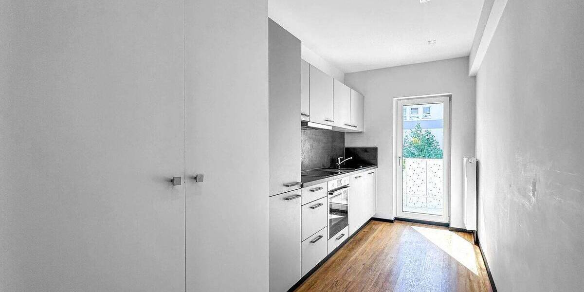 Etagenwohnung Düsseldorf Stadtmitte - 3 Zimmer, 74 m&sup2;, 1.125&euro; | Angebot:26359893
