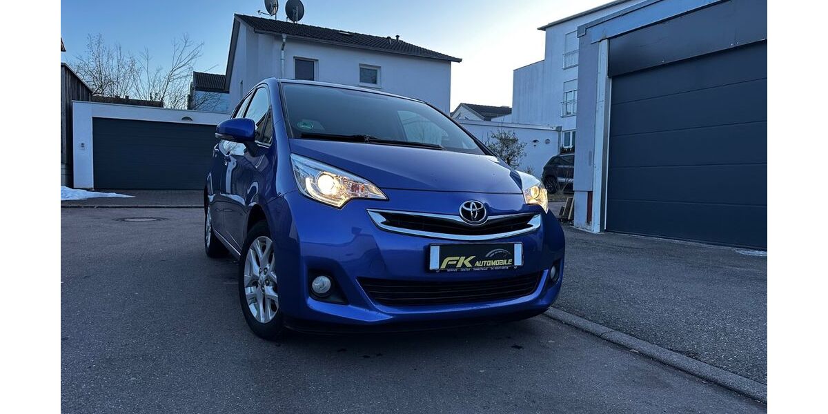 Toyota Verso-S 69.000 km 7.980 &euro; Ebersbach 73061
