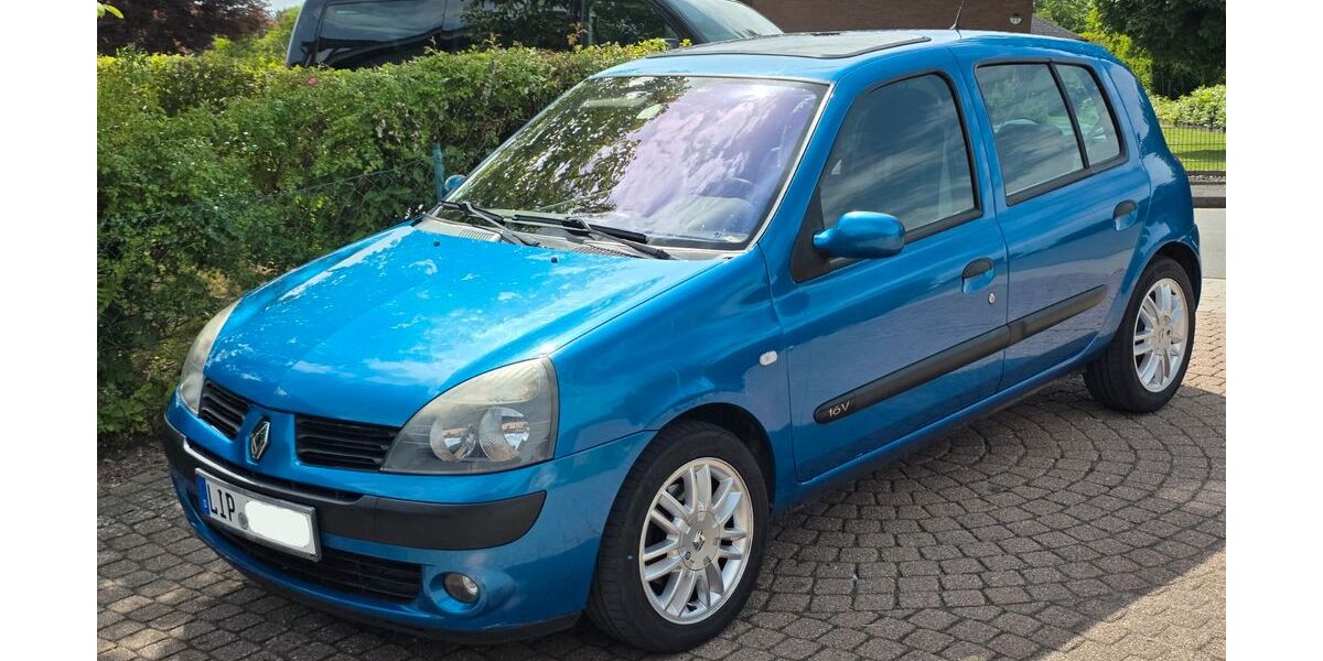 Renault Clio 93.000 km 1.700 &euro; Blomberg 32825