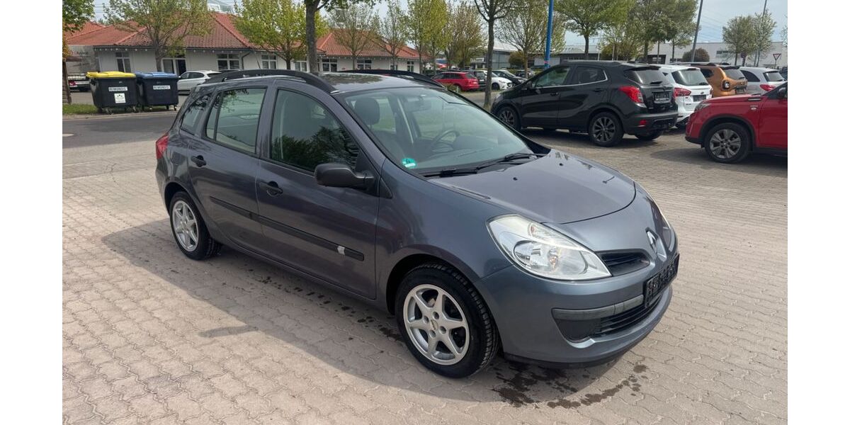 Renault Clio 87.066 km 2.650 &euro; Gotha 99867