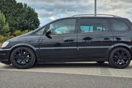 Opel Zafira 152.580 km 5.900 &euro; Brandenburg 14772