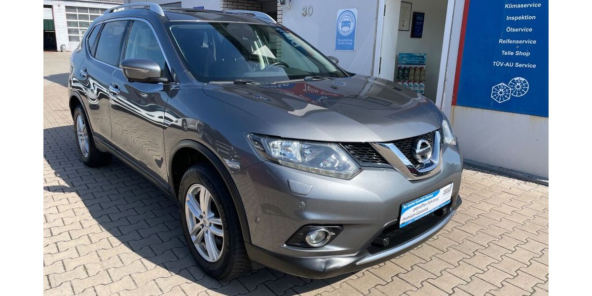 Nissan X-Trail 159.569 km 11.999 &euro; Jade 26349