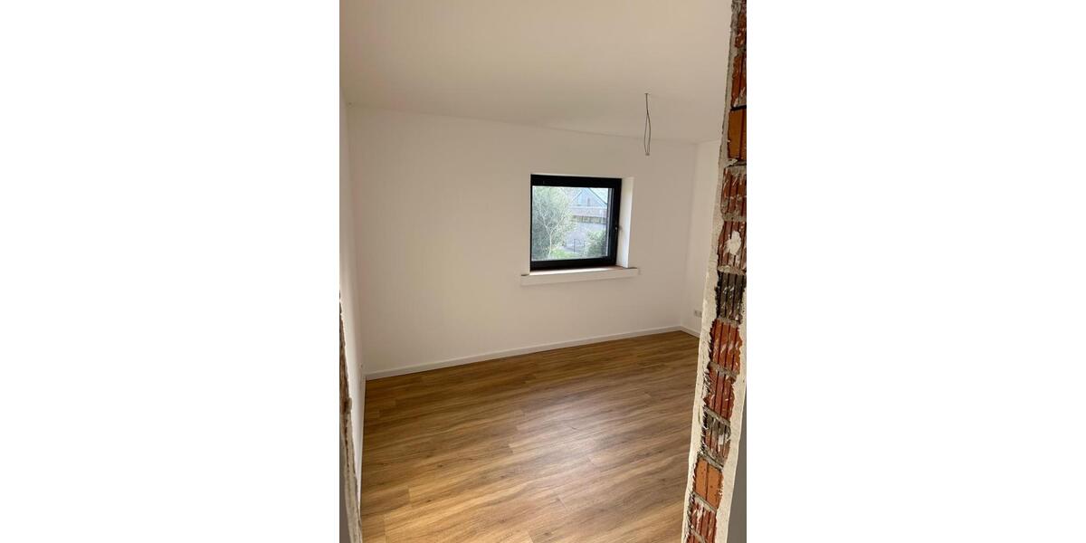 Einfamilienhaus Hünxe - 6 Zimmer, 171 m&sup2;, 650.000&euro; | Angebot:24422018