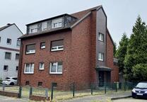 3,5 Raum DG Wohnung im 3 Familienhaus mit Loggi und Garage in Fuhlenbrock!