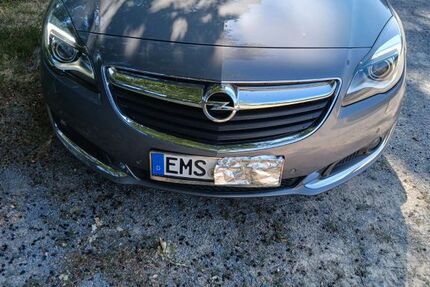 Opel Insignia 99.318 km 9.900 &euro; Buch 56357