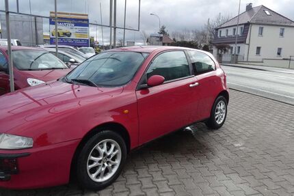 Alfa Romeo 147 97.000 km 2.799 &euro; Bautzen 02625