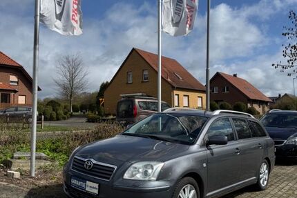 Toyota Avensis 106.000 km 5.499 &euro; bad oeynhausen 32549