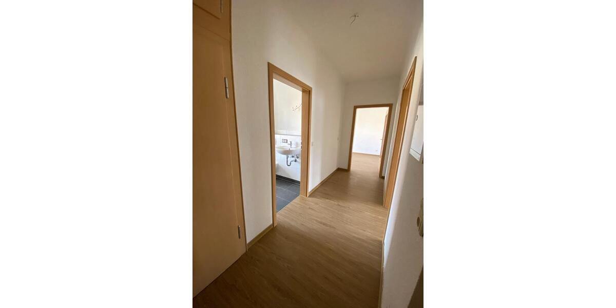 Etagenwohnung Kamenz - 2 Zimmer, 65 m&sup2;, 430&euro; | Angebot:25867454