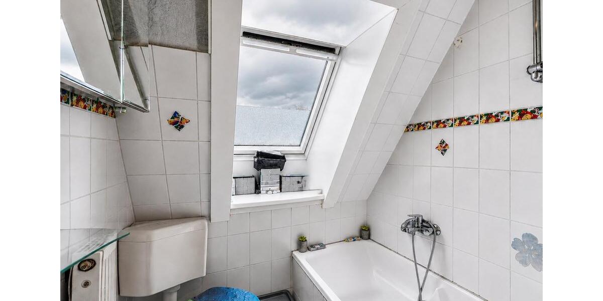 Mehrfamilienhaus, Wohnhaus Büdelsdorf - 9 Zimmer, 241 m&sup2;, 509.000&euro; | Angebot:27232122