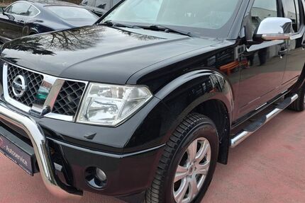 Nissan Navara 200.000 km 9.999 &euro; Weißenhorn 89264