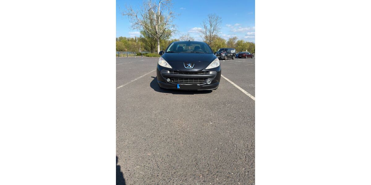 Peugeot 207 206.000 km 2.100 &euro; Offenbach am Main 63067