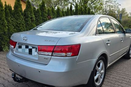 Hyundai SONATA 134.600 km 4.950 &euro; Berlin 12353