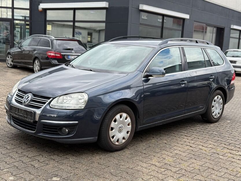 VW Golf 270.000 km 1.490 € Graben-Neudorf 76676