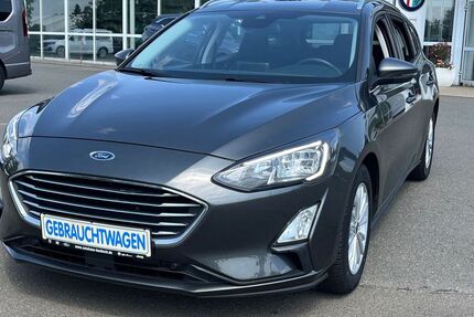 Ford Focus 33.364 km 18.900 € Chemnitz 09130