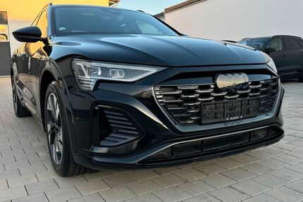 Audi Q8 e-tron 40.870 km 53.999 € Altheim 84051